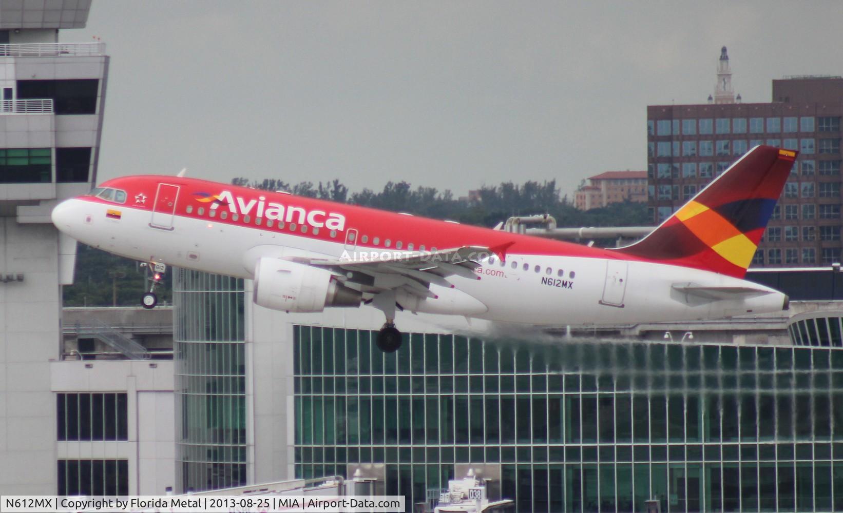 N612MX, 2001 Airbus A319-112 C/N 1612, Avianca