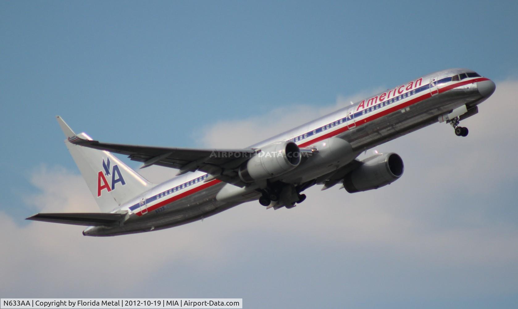 N633AA, 1990 Boeing 757-223 C/N 24591, American