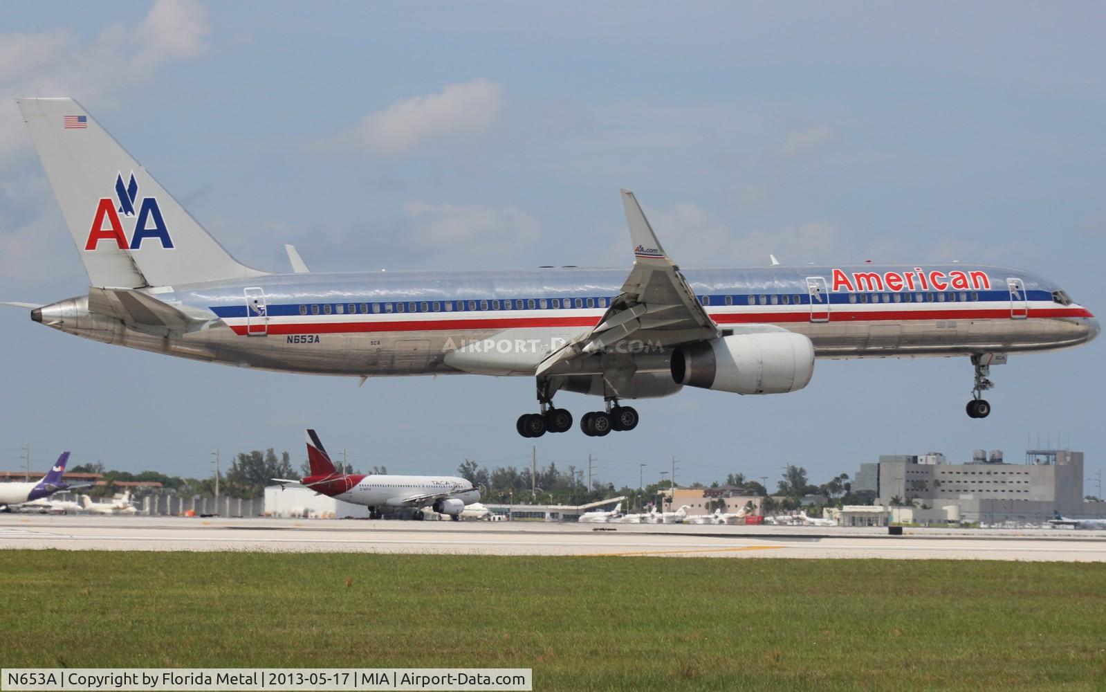 N653A, 1991 Boeing 757-223 C/N 24611, American