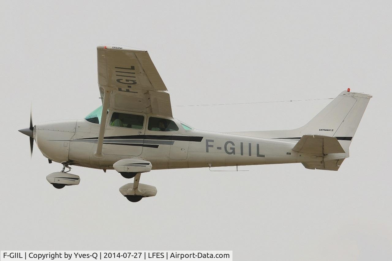 F-GIIL, Reims F172N Skyhawk C/N 172-72705, Reims F172N Skyhawk, Take off rwy 03, Guiscriff airfield (LFES) open day 2014