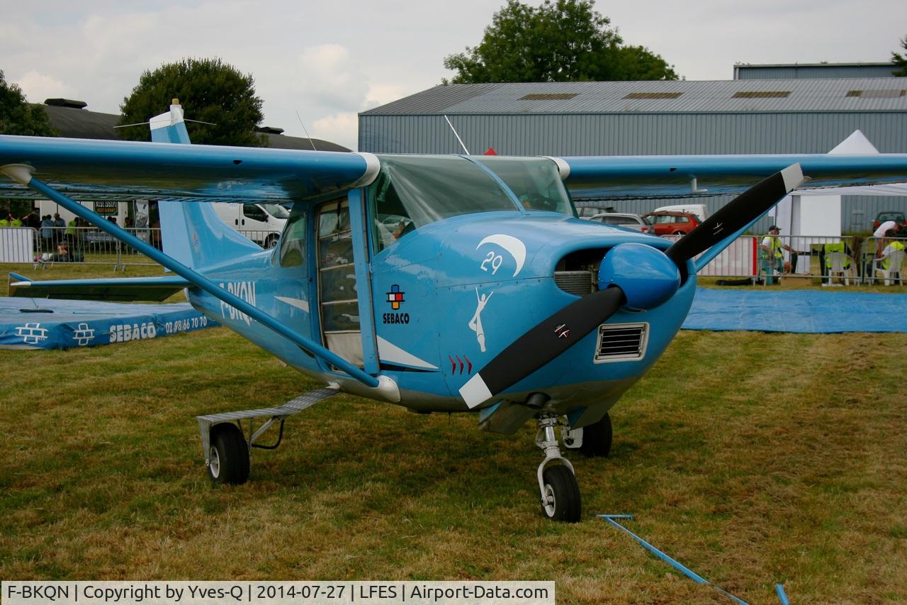 F-BKQN, Cessna 182F Skylane C/N 18254493, Cessna 182F Skylane, Guiscriff airfield (LFES) open day 2014