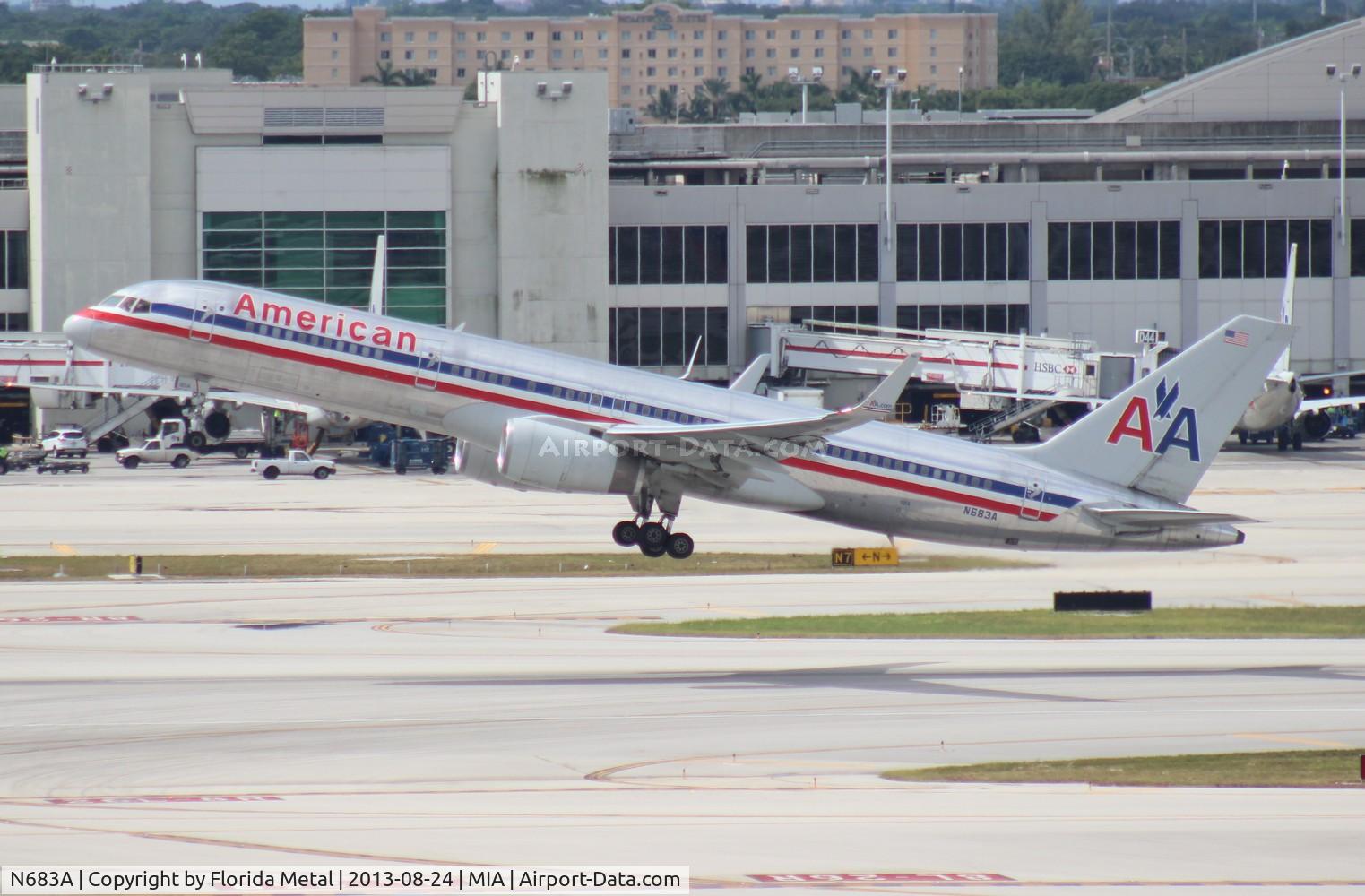 N683A, 1992 Boeing 757-223 C/N 25340, American