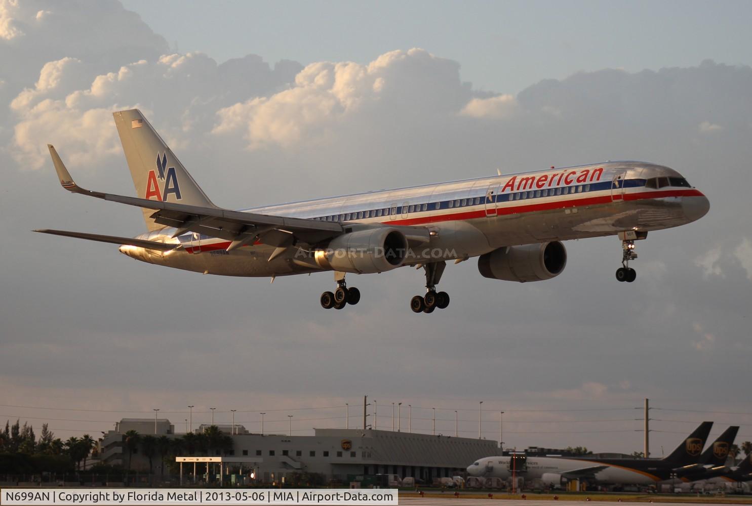 N699AN, 1995 Boeing 757-223 C/N 27051, American
