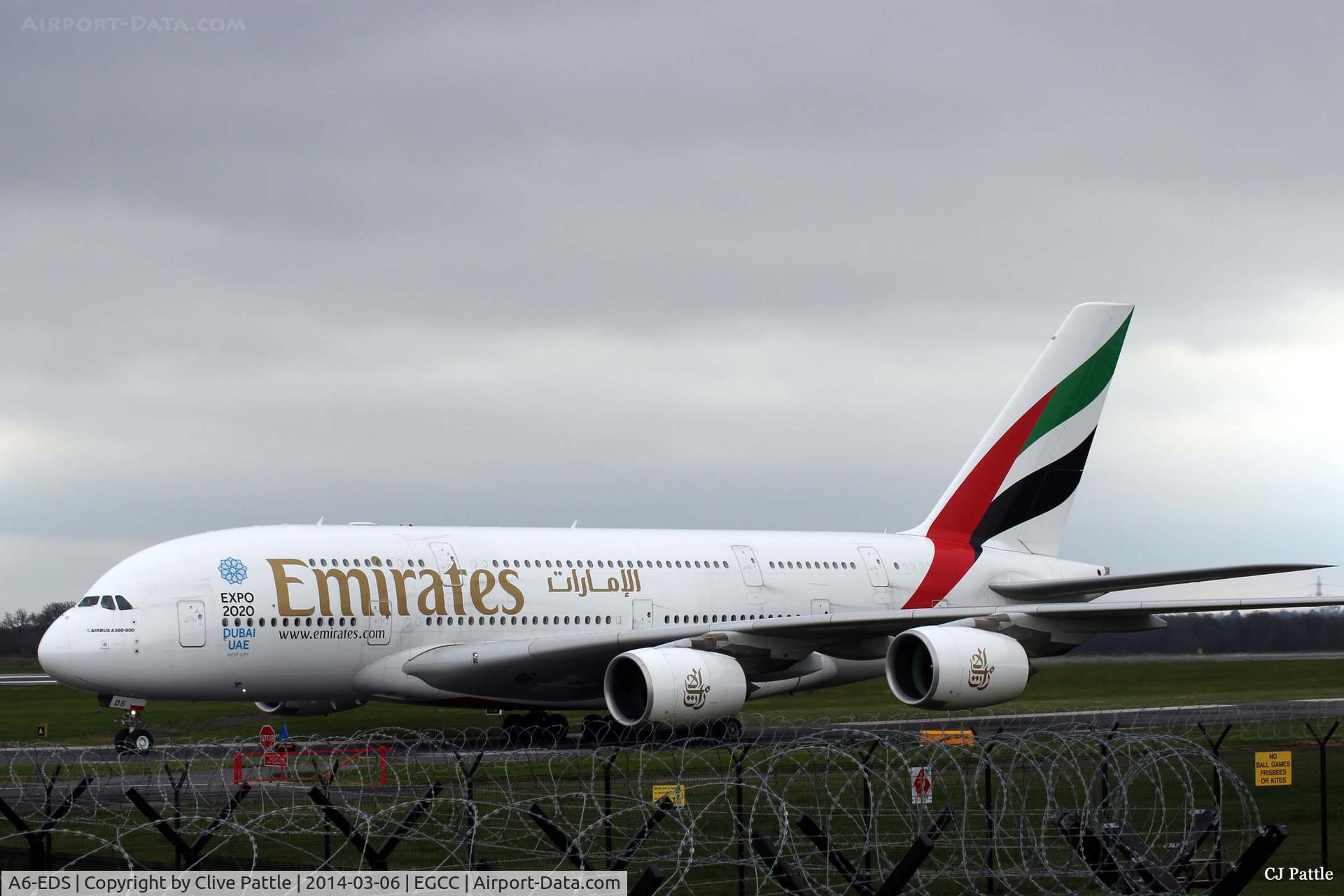 A6-EDS, 2011 Airbus A380-861 C/N 086, Manchester arrival - taxy to the gate past the Runway Viewing Area