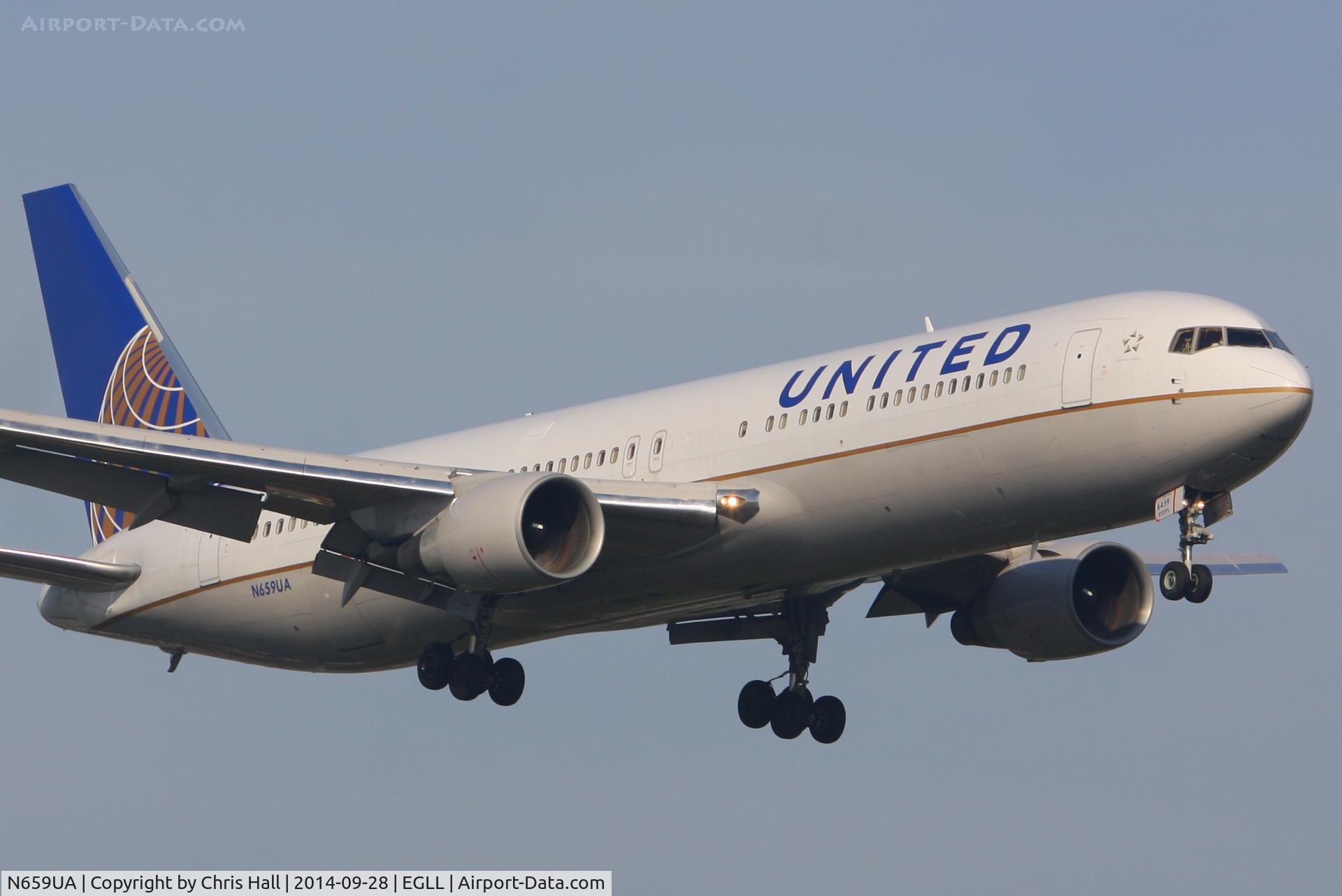 N659UA, 1993 Boeing 767-322 C/N 27114, United Airlines