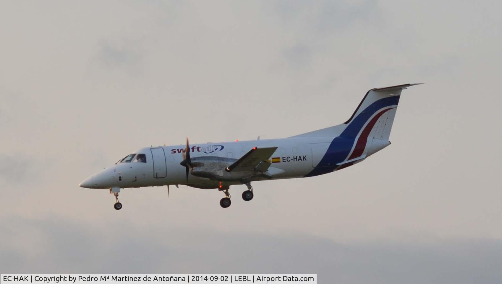 EC-HAK, 1985 Embraer EMB-120RT Brasilia C/N 120008, El Prat - Barcelona