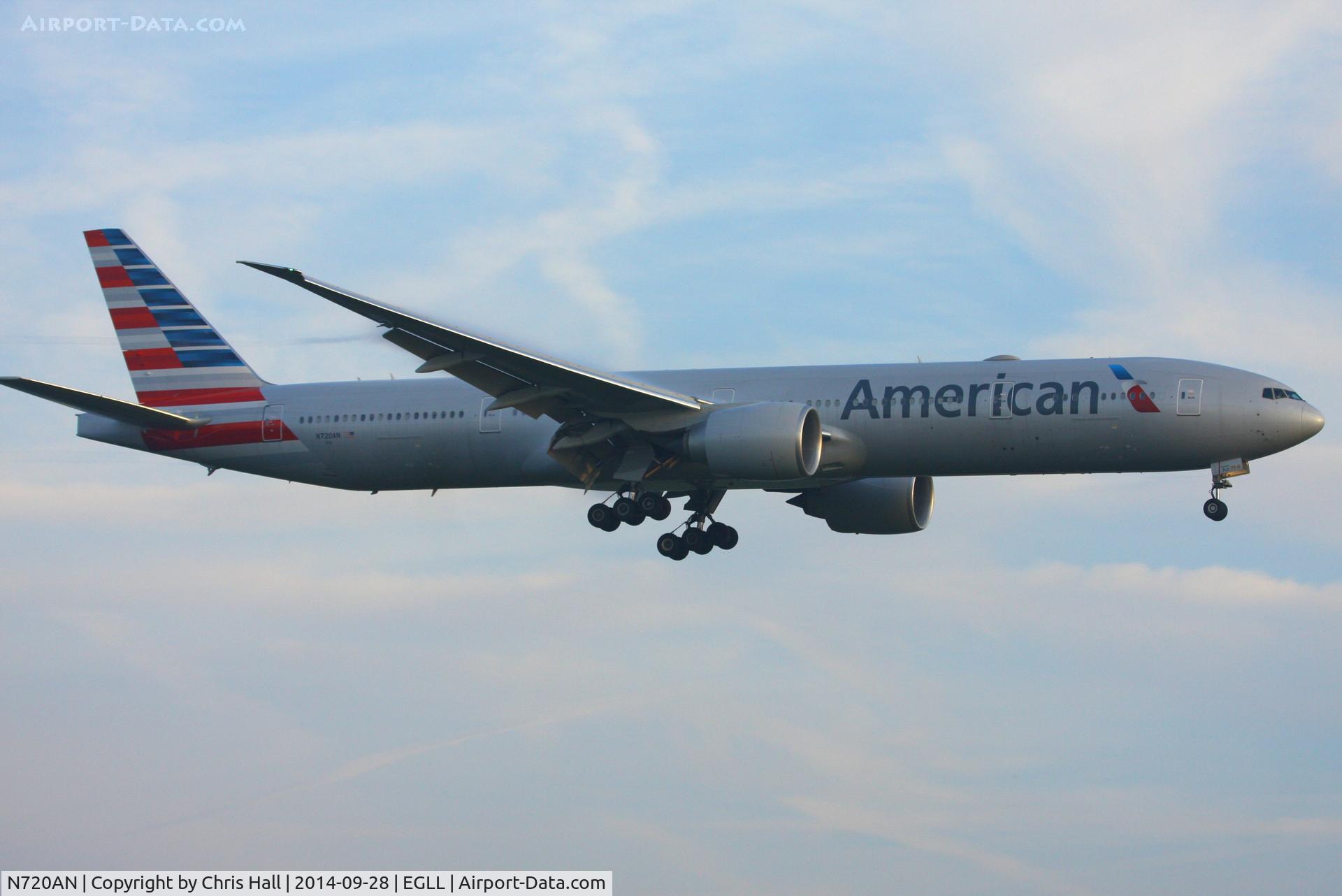 N720AN, 2013 Boeing 777-323/ER C/N 33522, American Airlines