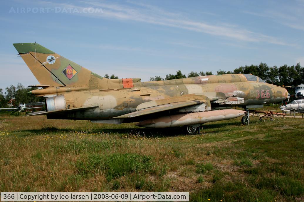 366, Sukhoi Su-22M-4 C/N 25512, Nordholz  9.6.08