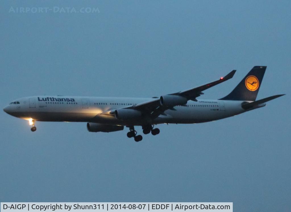 D-AIGP, 1998 Airbus A340-313X C/N 252, Landing rwy 25L