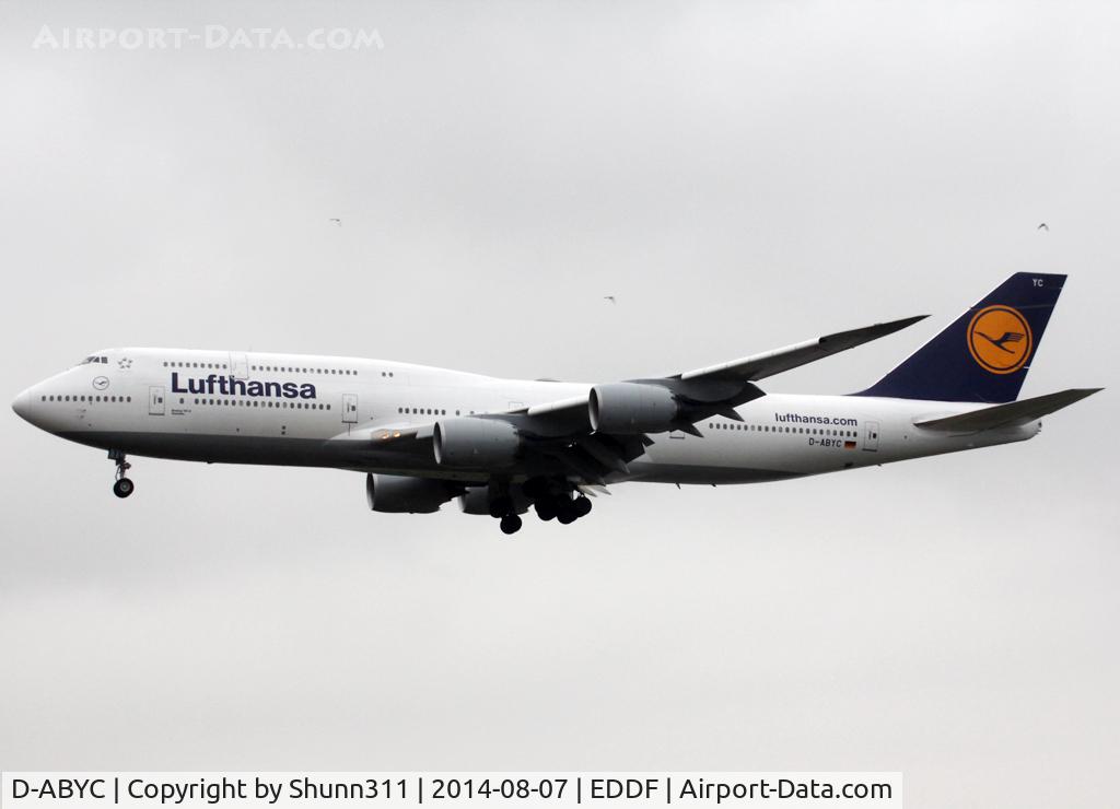 D-ABYC, 2012 Boeing 747-830 C/N 37828, Landing rwy 25L