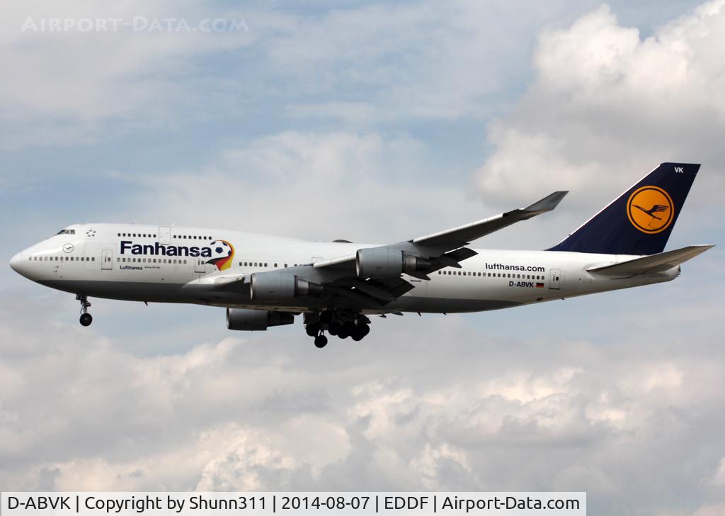 D-ABVK, 1991 Boeing 747-430 C/N 25046, Landing rwy 25L with additional 'Fanhansa' titles