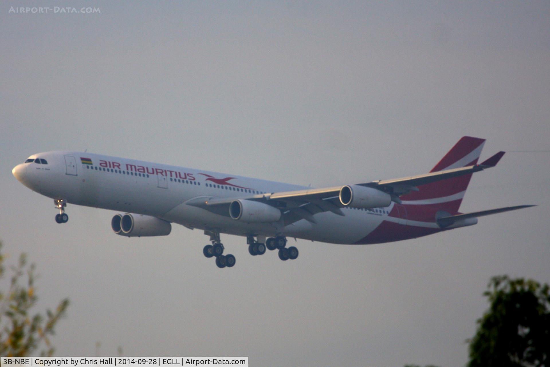 3B-NBE, 1999 Airbus A340-313 C/N 268, Air Mauritius