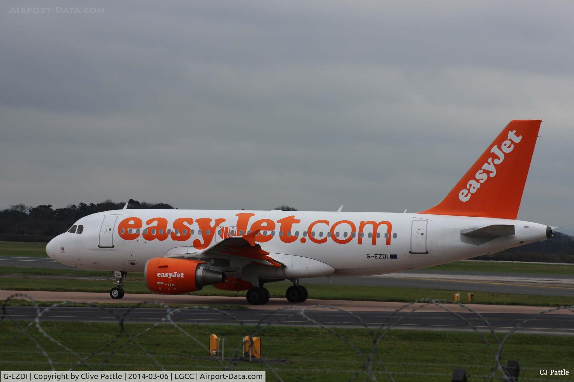 G-EZDI, 2008 Airbus A319-111 C/N 3537, Manchester action