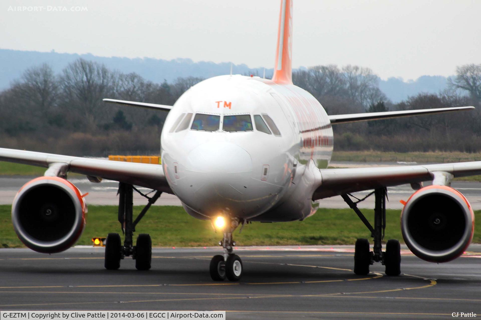 G-EZTM, 2009 Airbus A320-214 C/N 4014, Close up at Manchester