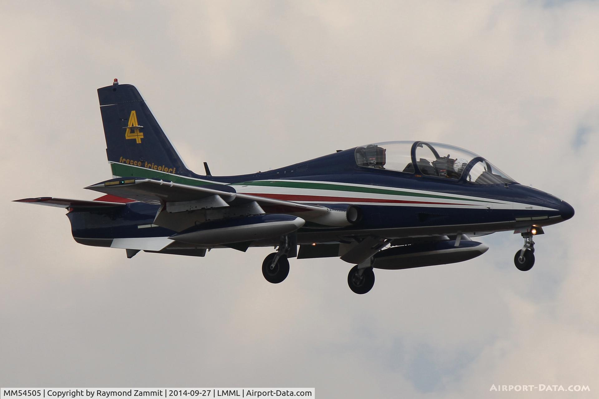 MM54505, Aermacchi MB-339A C/N 6716/111/AA053, MB339 MM54505/4 Frecce Tricolori Italian Air Force