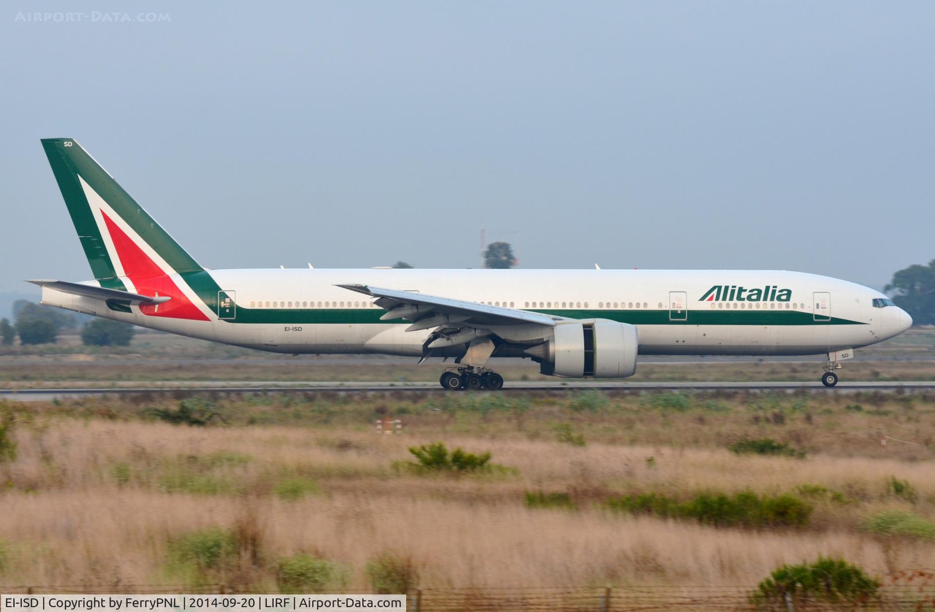EI-ISD, 2003 Boeing 777-243/ER C/N 32860, Alitalia B772 landing