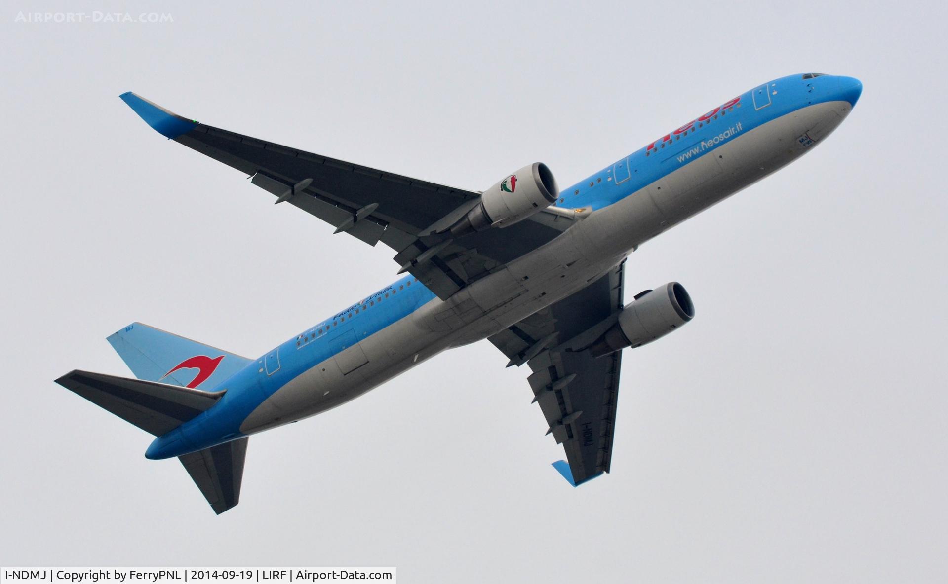 I-NDMJ, 1995 Boeing 767-306/ER C/N 27958, NEOS B763 departing Rome