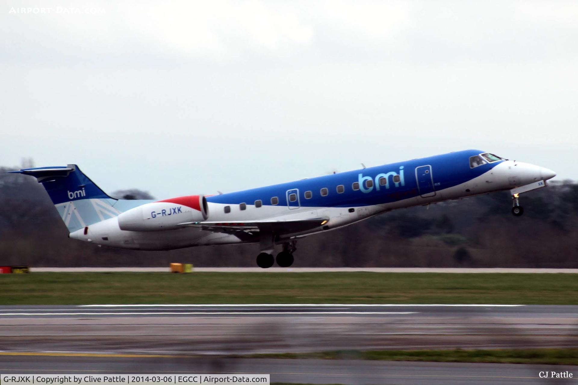 G-RJXK, 2001 Embraer ERJ-135ER (EMB-135ER) C/N 145494, V1 at Manchester
