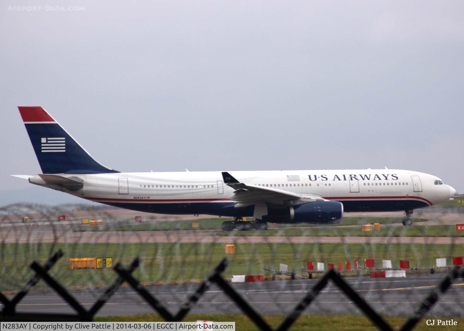 N283AY, 2009 Airbus A330-243 C/N 1076, Manchester over the fence