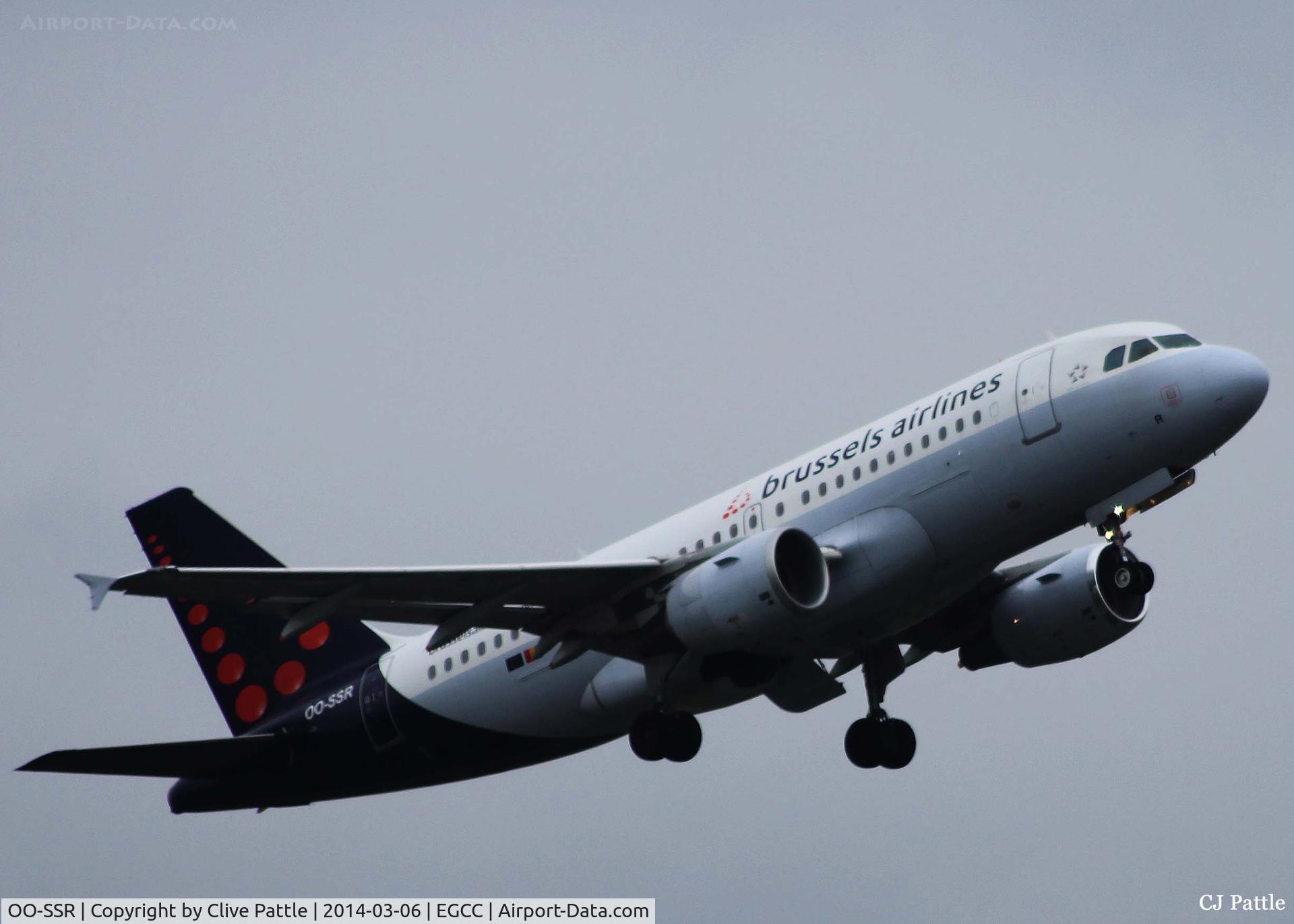 OO-SSR, 2010 Airbus A319-112 C/N 4275, Manchester climb out