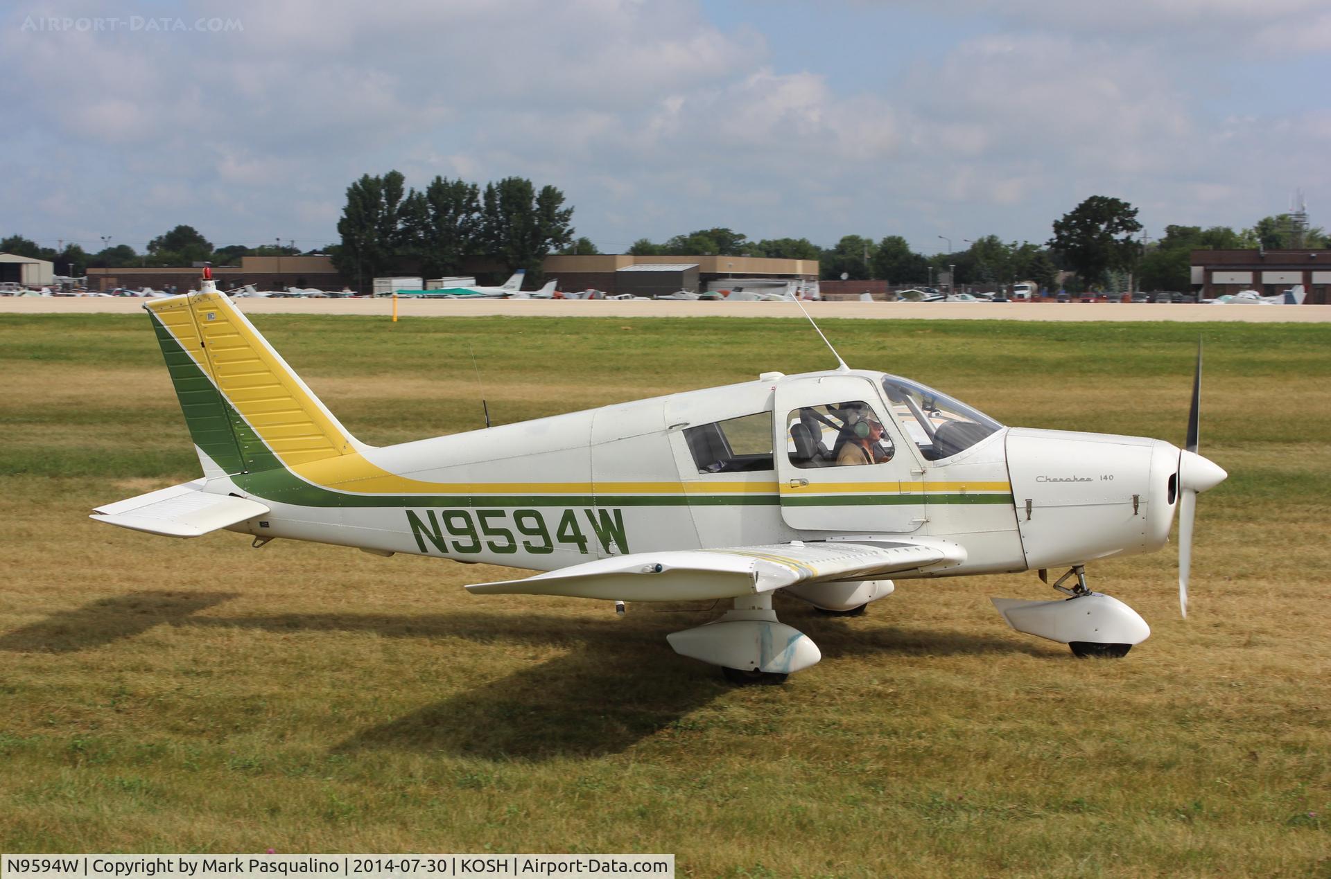 N9594W, 1967 Piper PA-28-140 C/N 28-23044, Piper PA-28-140