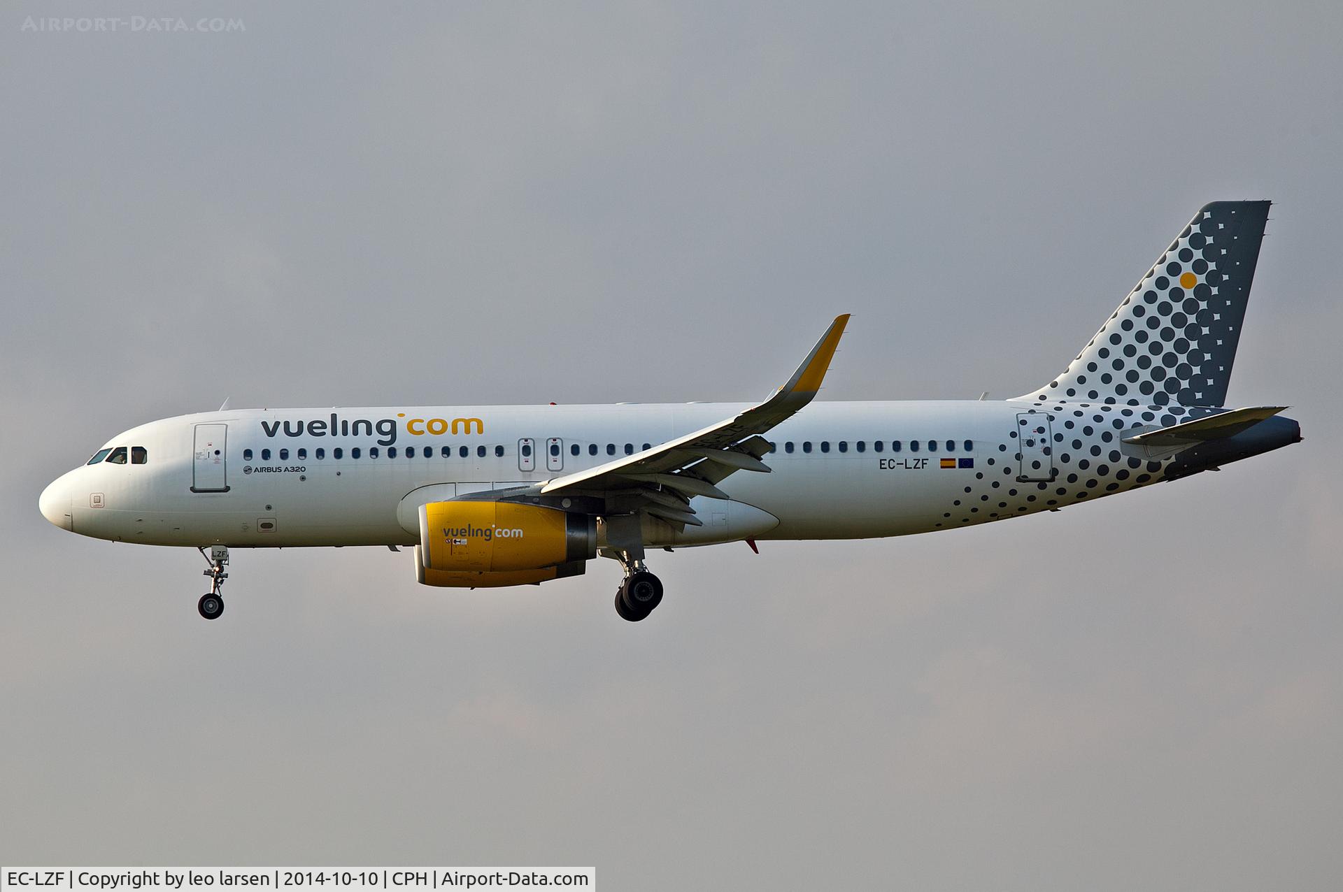 EC-LZF, 2013 Airbus A320-232 C/N 5940, Copenhagen Kastrup 10.10.14