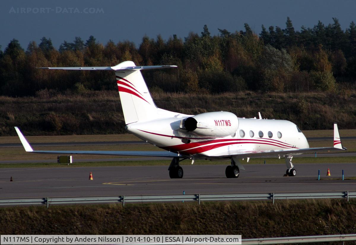 N117MS, 1994 Gulfstream Aerospace G-IV C/N 1241, Parked at ramp M.