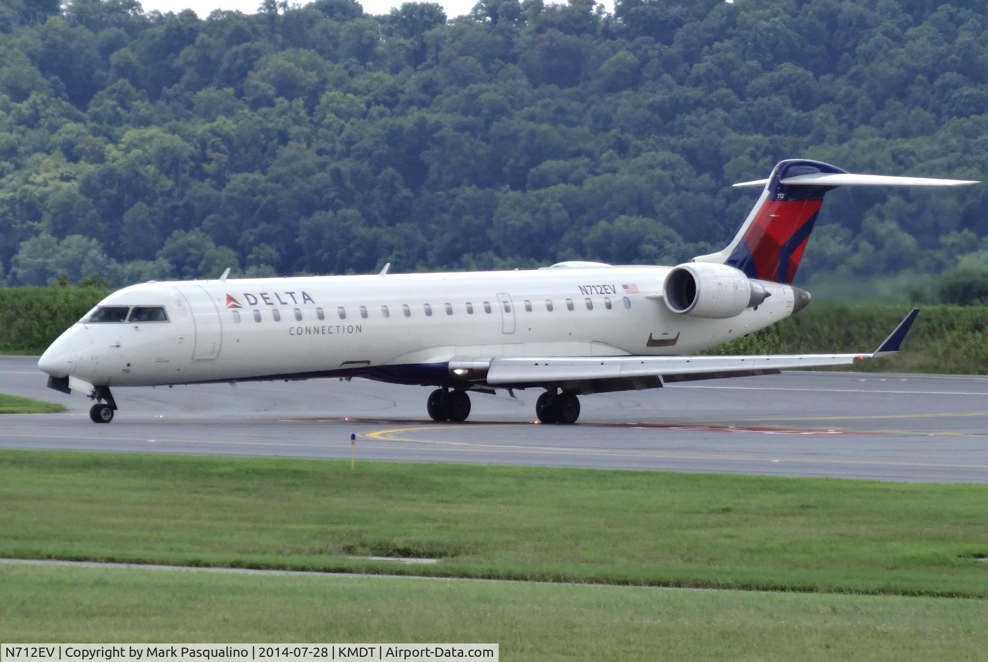 N712EV, 2002 Bombardier CRJ-701ER (CL-600-2C10) Regional Jet C/N 10074, CL-600-2C10