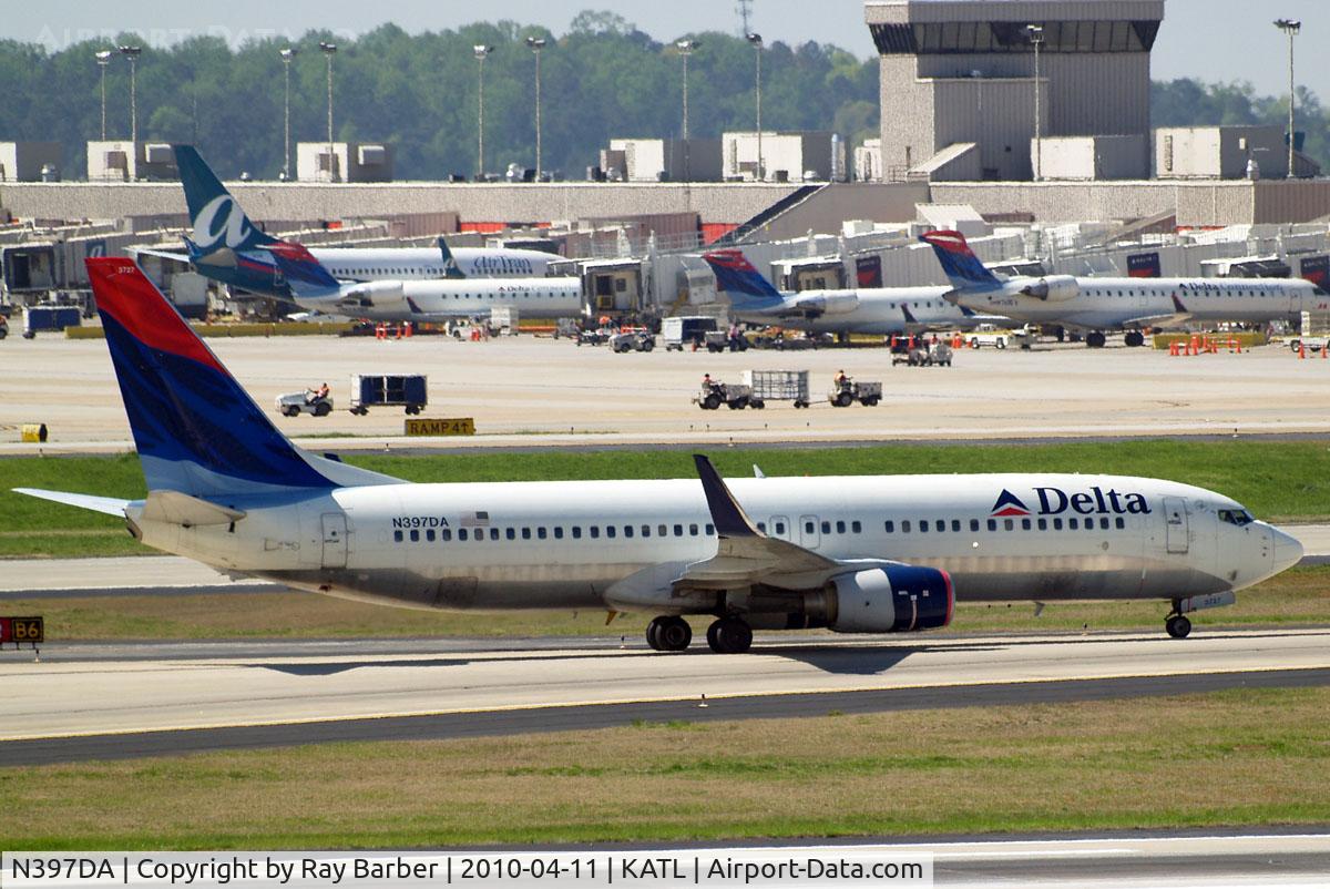 N397DA, 2000 Boeing 737-832 C/N 30537, Boeing 737-832 [30537] (Delta Air Lines) Atlanta-Hartsfield~N 11/04/2010
