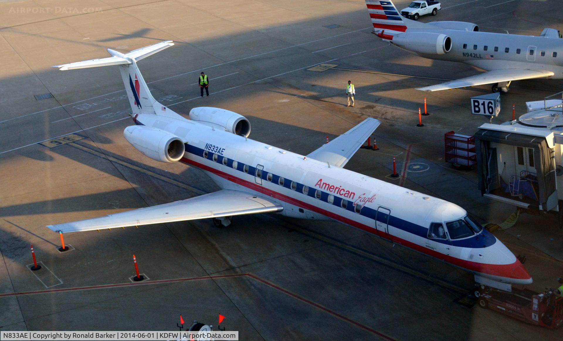 N833AE, 2002 Embraer ERJ-140LR (EMB-135KL) C/N 145629, Gate B16 DFW