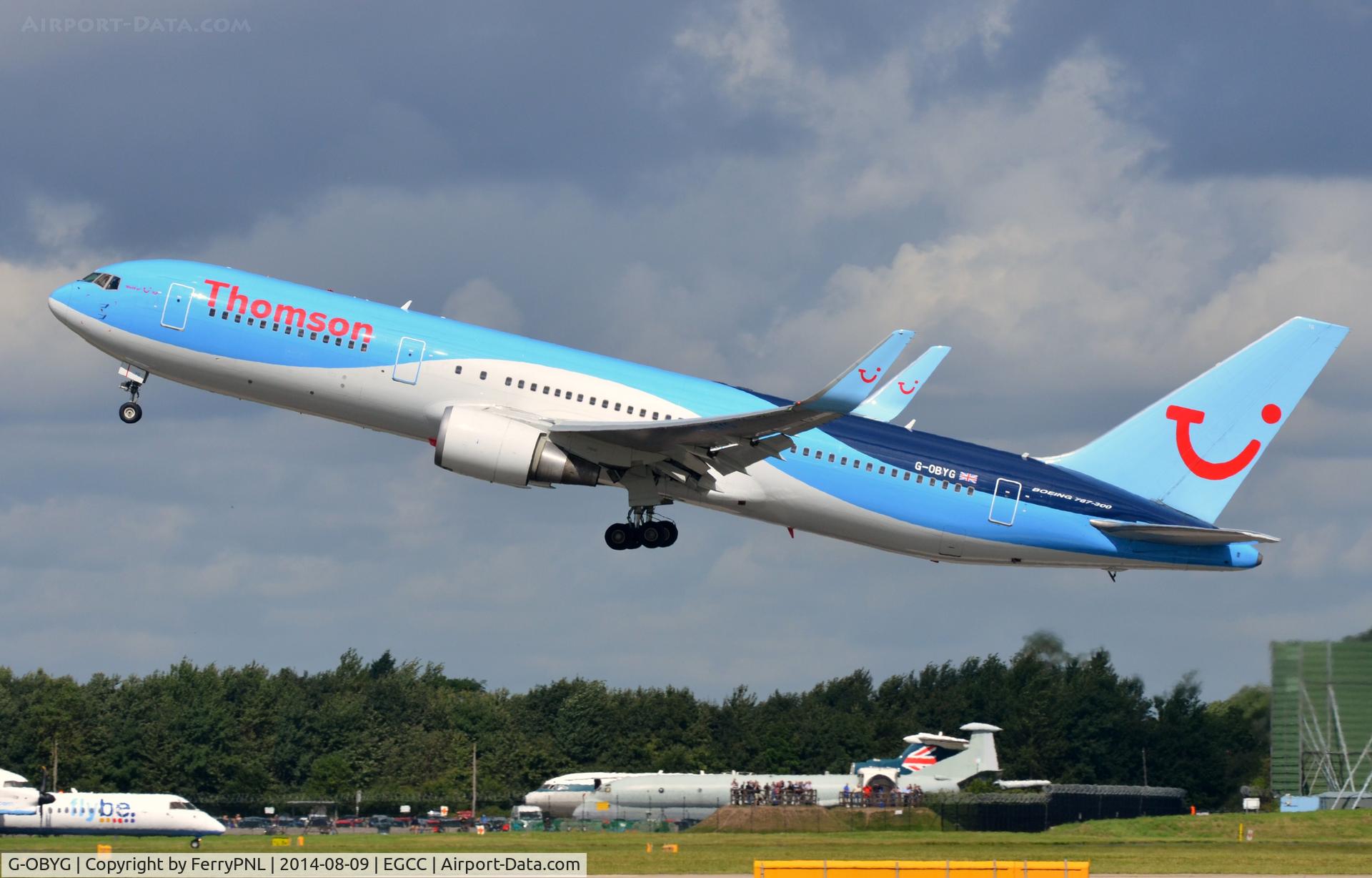 G-OBYG, 1999 Boeing 767-304 C/N 29137, Thomson B763 taking-off from MAN