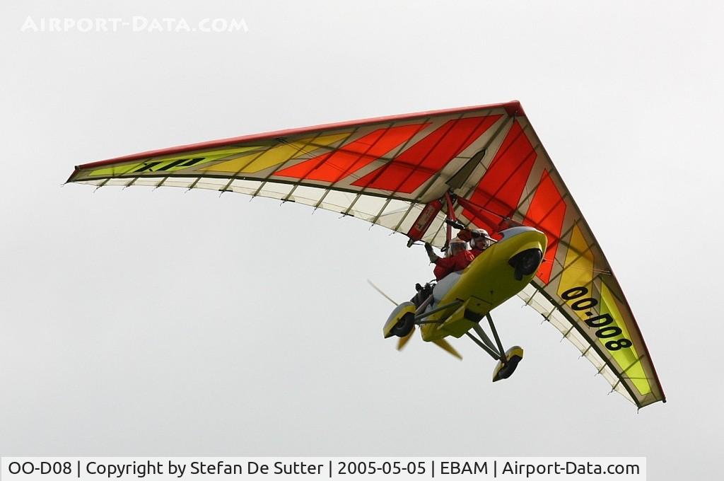 OO-D08, Air Creation GTE C/N 138, @ Amougies, Belgium