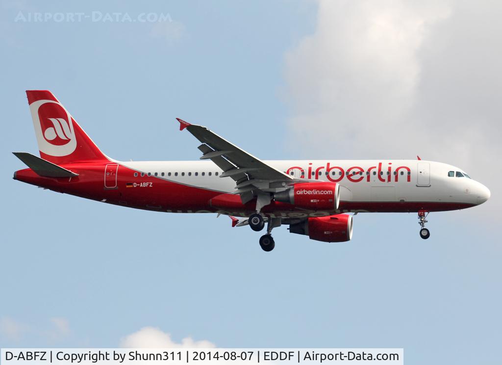 D-ABFZ, 2012 Airbus A320-214 C/N 4988, Landing rwy 25L