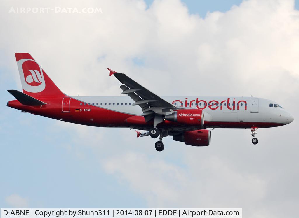D-ABNE, 2003 Airbus A320-214 C/N 2003, Landing rwy 25L