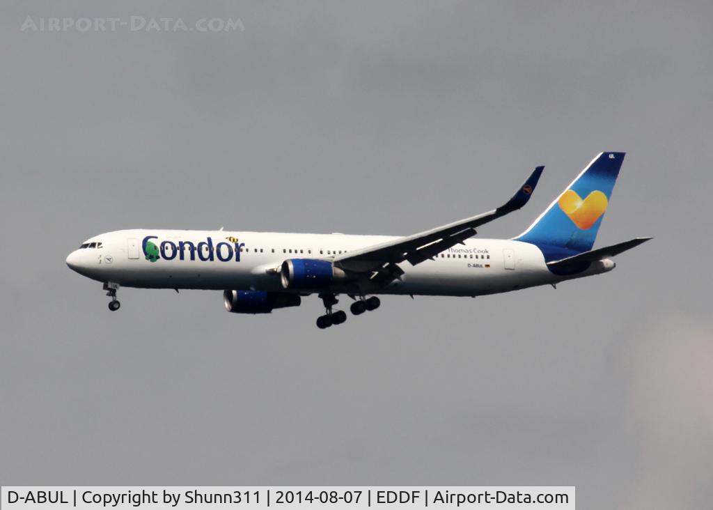 D-ABUL, 1994 Boeing 767-3Q8/ER C/N 26259, Landing rwy 25R