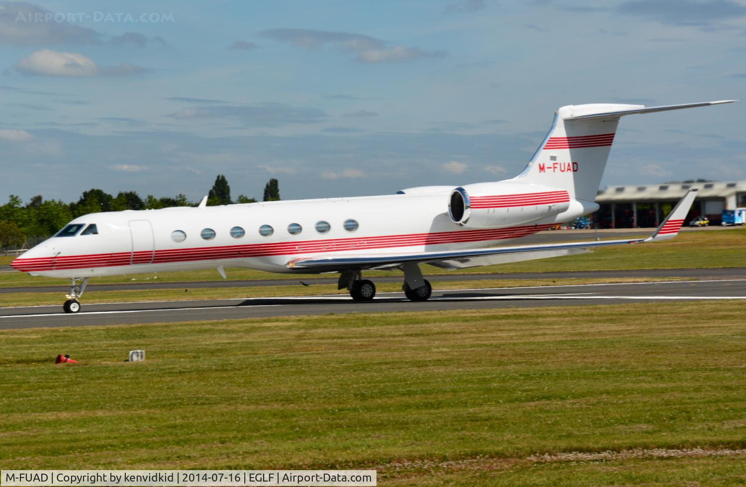 M-FUAD, 2009 Gulfstream Aerospace V-SP G550 C/N 5227, Exec departure.