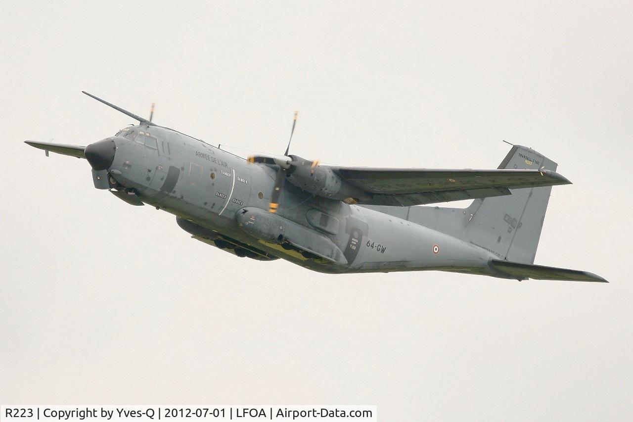 R223, Transall C-160R C/N 226, French Air Force Transall C-160R, Take off rwy 26,  Avord Air Base 702 (LFOA) Open day 2012