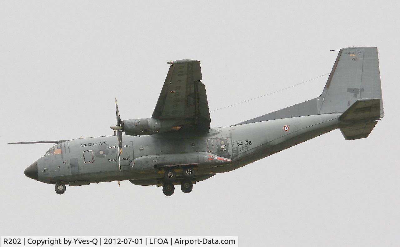 R202, Transall C-160R C/N 202, French Air Force Transall C-160R, On final rwy 26,  Avord Air Base 702 (LFOA) Open day 2012