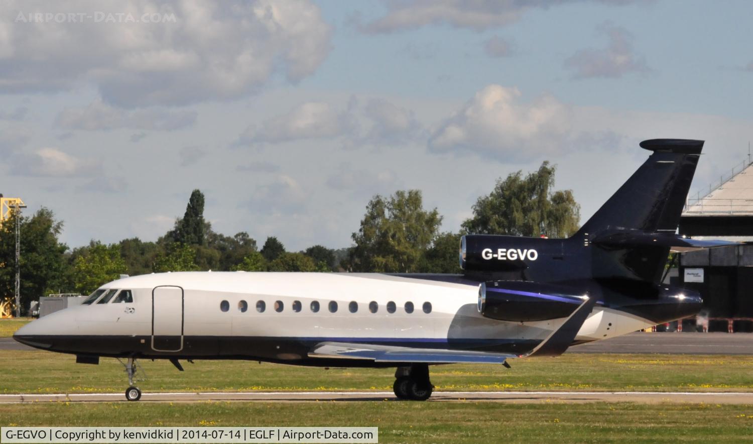 G-EGVO, 2005 Dassault Falcon 900EX C/N 151, Executive departure.