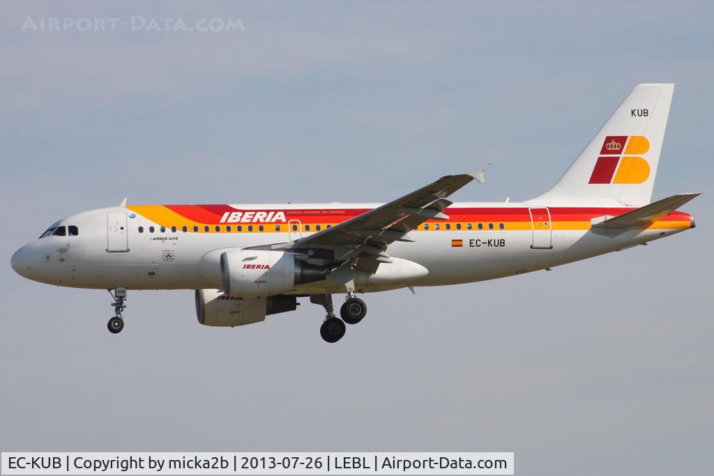 EC-KUB, 2008 Airbus A319-111 C/N 3651, Landing