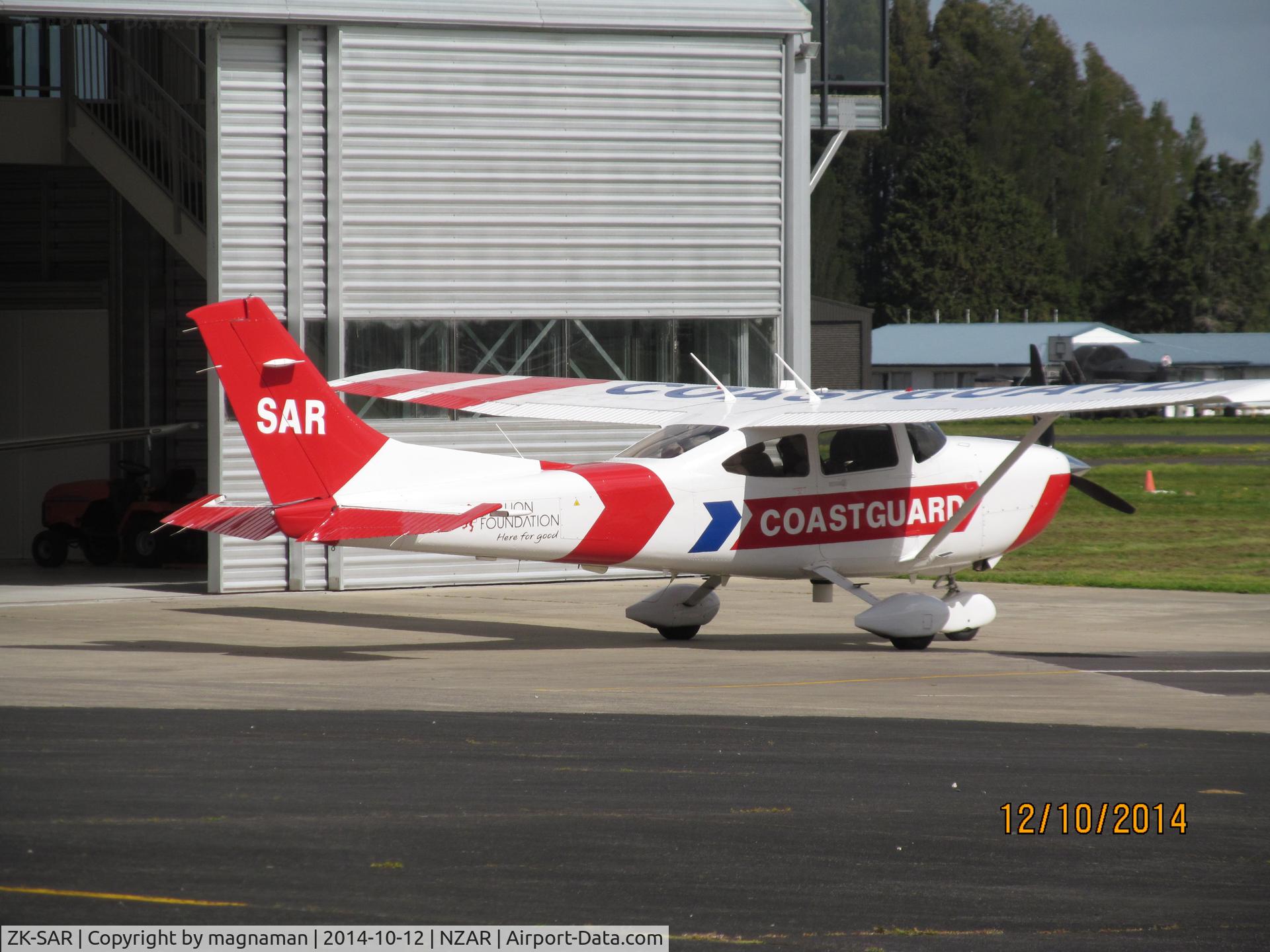 ZK-SAR, Cessna 182R Skylane C/N 18268212, outside base hangar