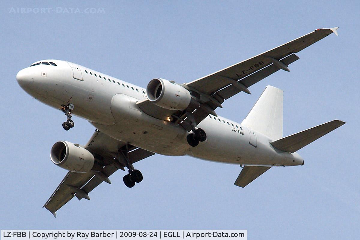 LZ-FBB, 2007 Airbus A319-112 C/N 3309, Airbus A319-112 [3309] (Bulgaria Air) Home~G 24/08/2009. On approach 27R. No colour scheme or titles.