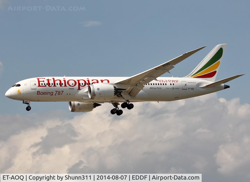ET-AOQ, 2012 Boeing 787-8 Dreamliner C/N 34745, Landing rwy 25L