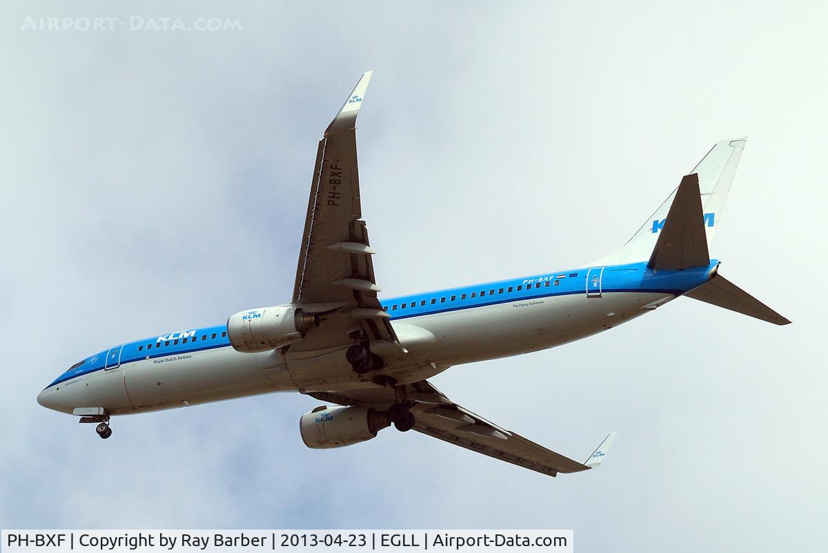 PH-BXF, 2000 Boeing 737-8K2 C/N 29596, Boeing 737-8K2 [29596] (KLM-Royal Dutch Airlines) Home~G 23/04/2013. On approach 27R.