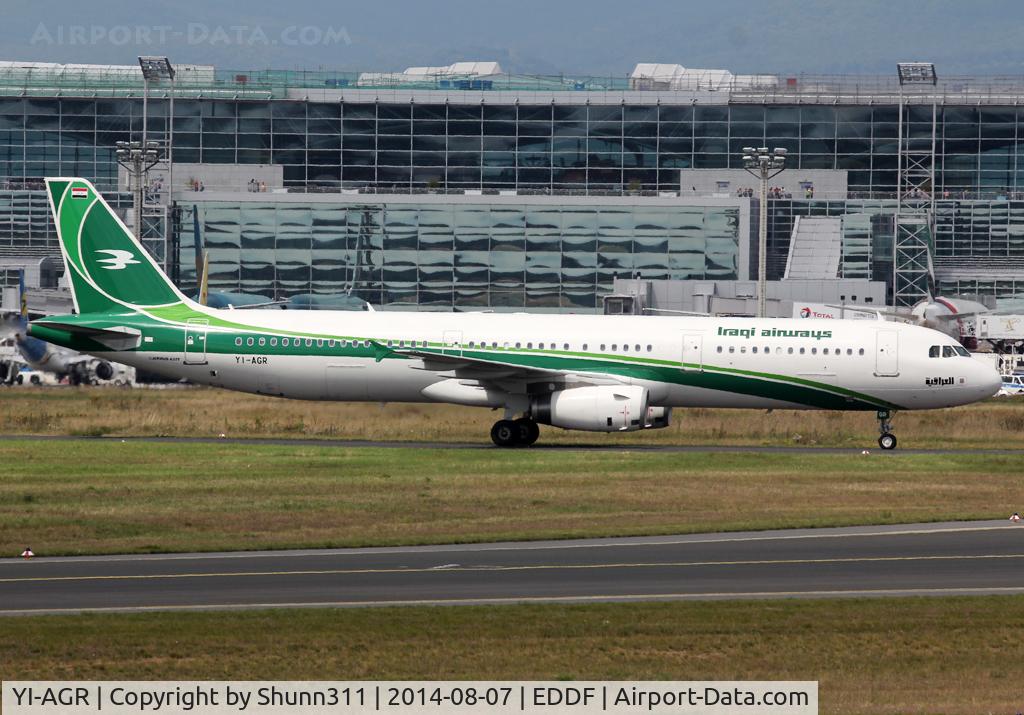 YI-AGR, 2010 Airbus A321-231 C/N 4067, Taxiing to his gate with latin titles in right side