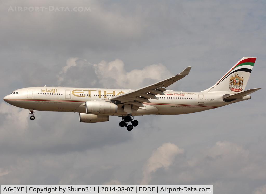 A6-EYF, 2006 Airbus A330-243 C/N 717, Landing rwy 25L with additional Formula One promoting Abu Dhabi Grand Prix