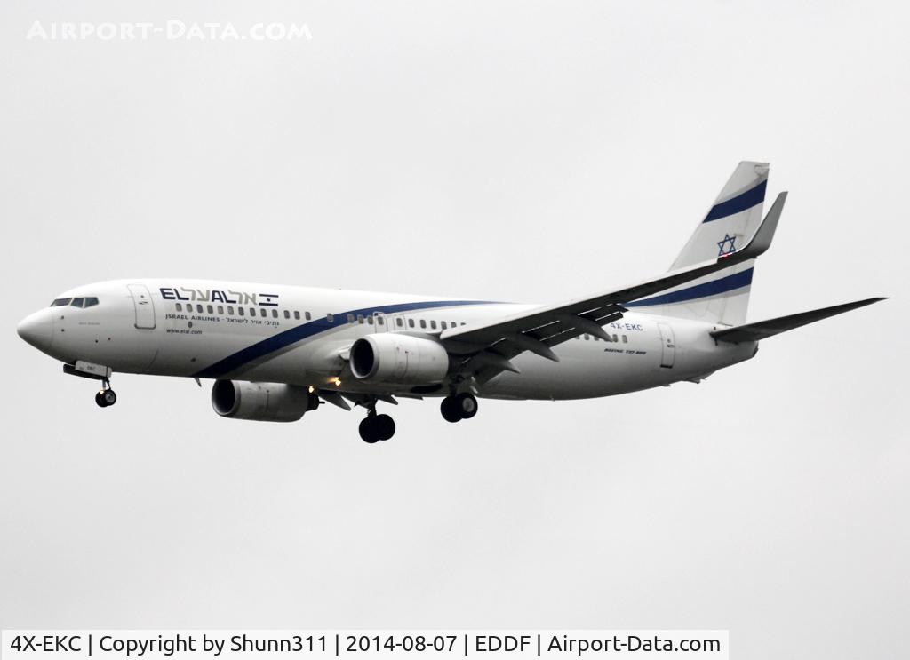 4X-EKC, 1999 Boeing 737-858 C/N 29959, Landing rwy 25L