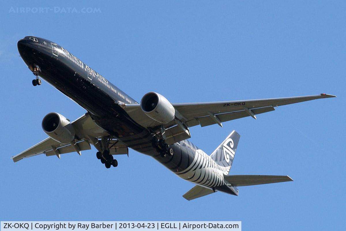 ZK-OKQ, 2011 Boeing 777-306/ER C/N 40689, Boeing 777-319ER [40689] (Air New Zealand) Home~G 23/04/2013. On approach 27R.