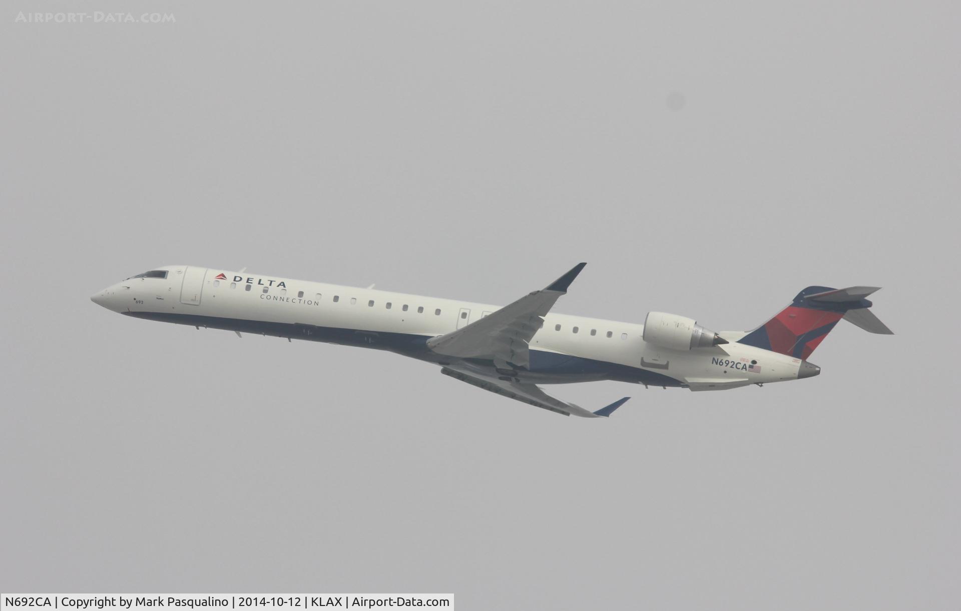 N692CA, 2006 Bombardier CRJ-900ER (CL-600-2D24) C/N 15092, CL600-2D24