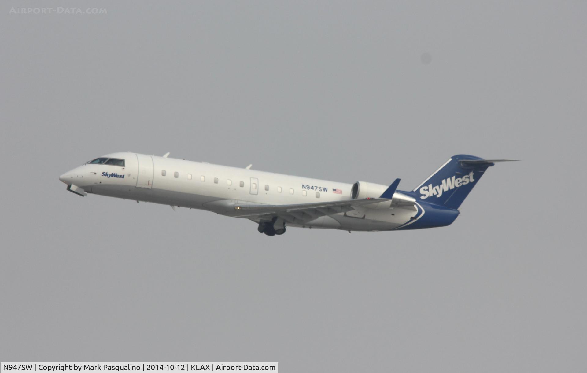 N947SW, 2003 Bombardier CRJ-200LR (CL-600-2B19) C/N 7786, CL-600-2B19